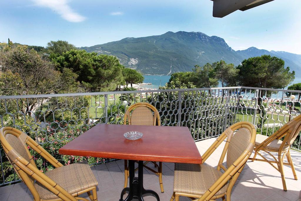 Holiday Apartments Bellariva Riva del Garda Exterior foto